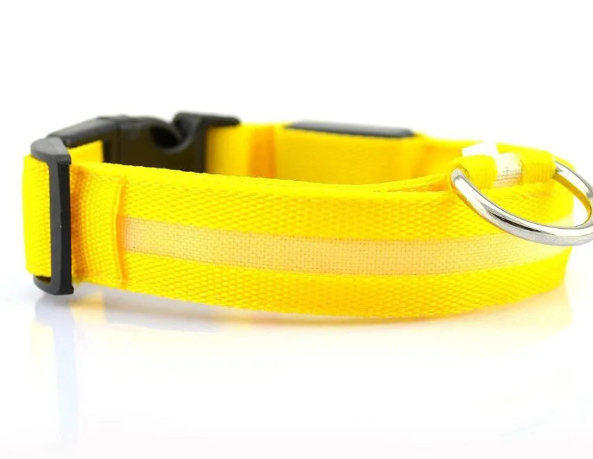 THE LOVE PETS™ GlowMe Pet Collar