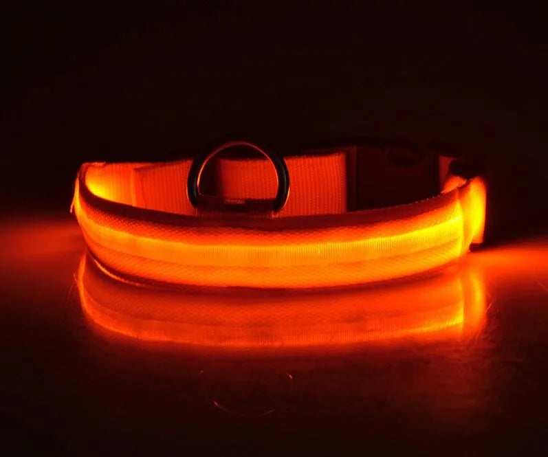 THE LOVE PETS™ GlowMe Pet Collar