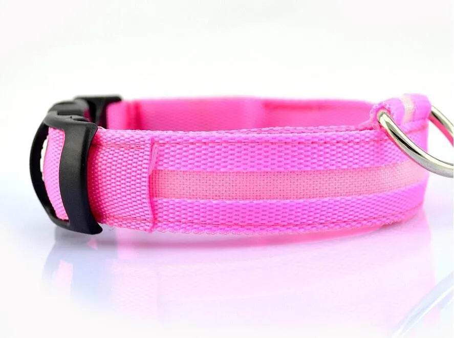 THE LOVE PETS™ GlowMe Pet Collar