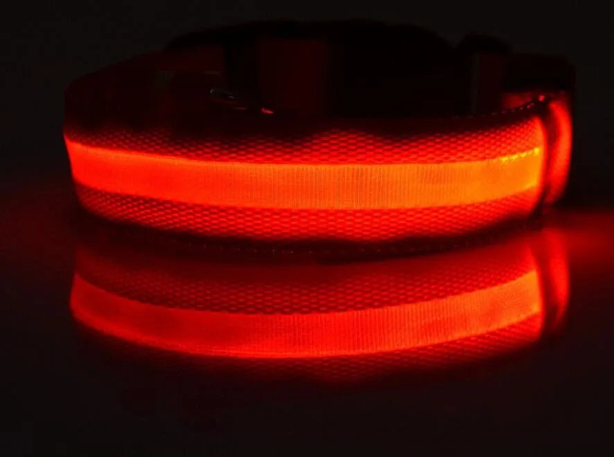 THE LOVE PETS™ GlowMe Pet Collar